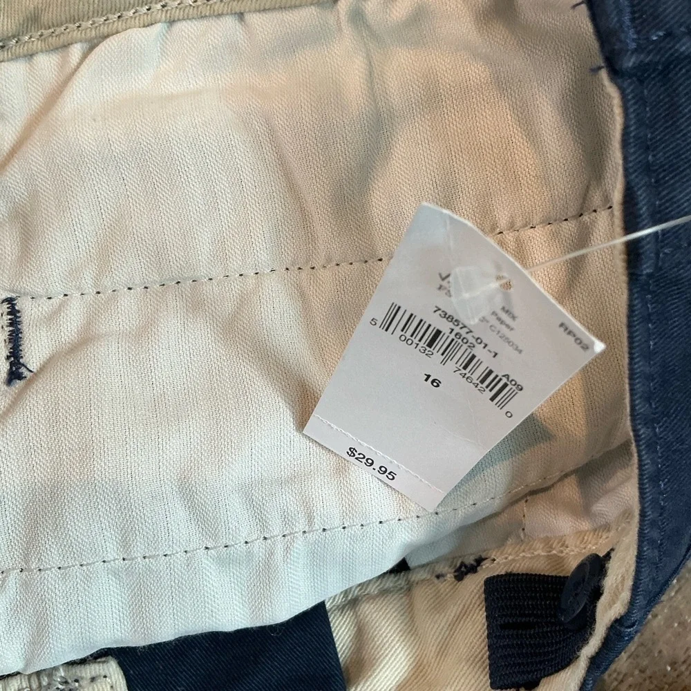 GAP Kid’s Blue Flat Front Shorts Size 16